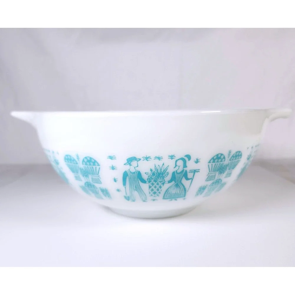 Vintage Pyrex Mixing Bowls 3 Piece Turquoise Butterprint Amish Cinderella Set